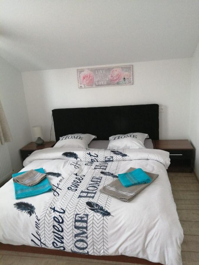 Cazare Regim Hotelier Зэрнешти Экстерьер фото